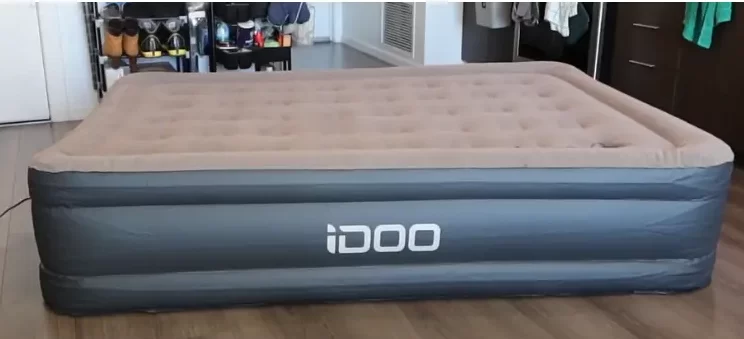 idoo - Best Mat For Camping With Dog with sleeping bag